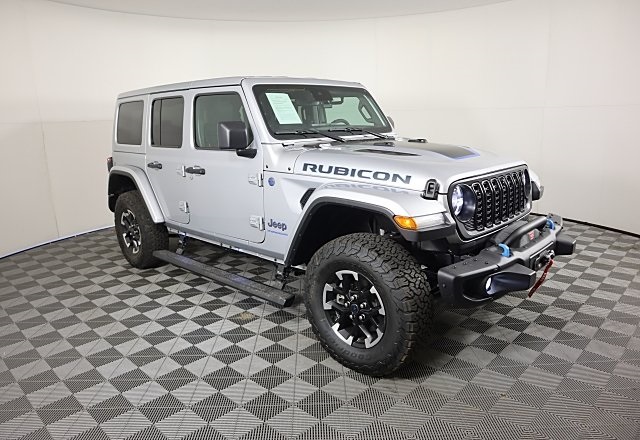 2024 Jeep Wrangler Rubicon 4xe photo 2