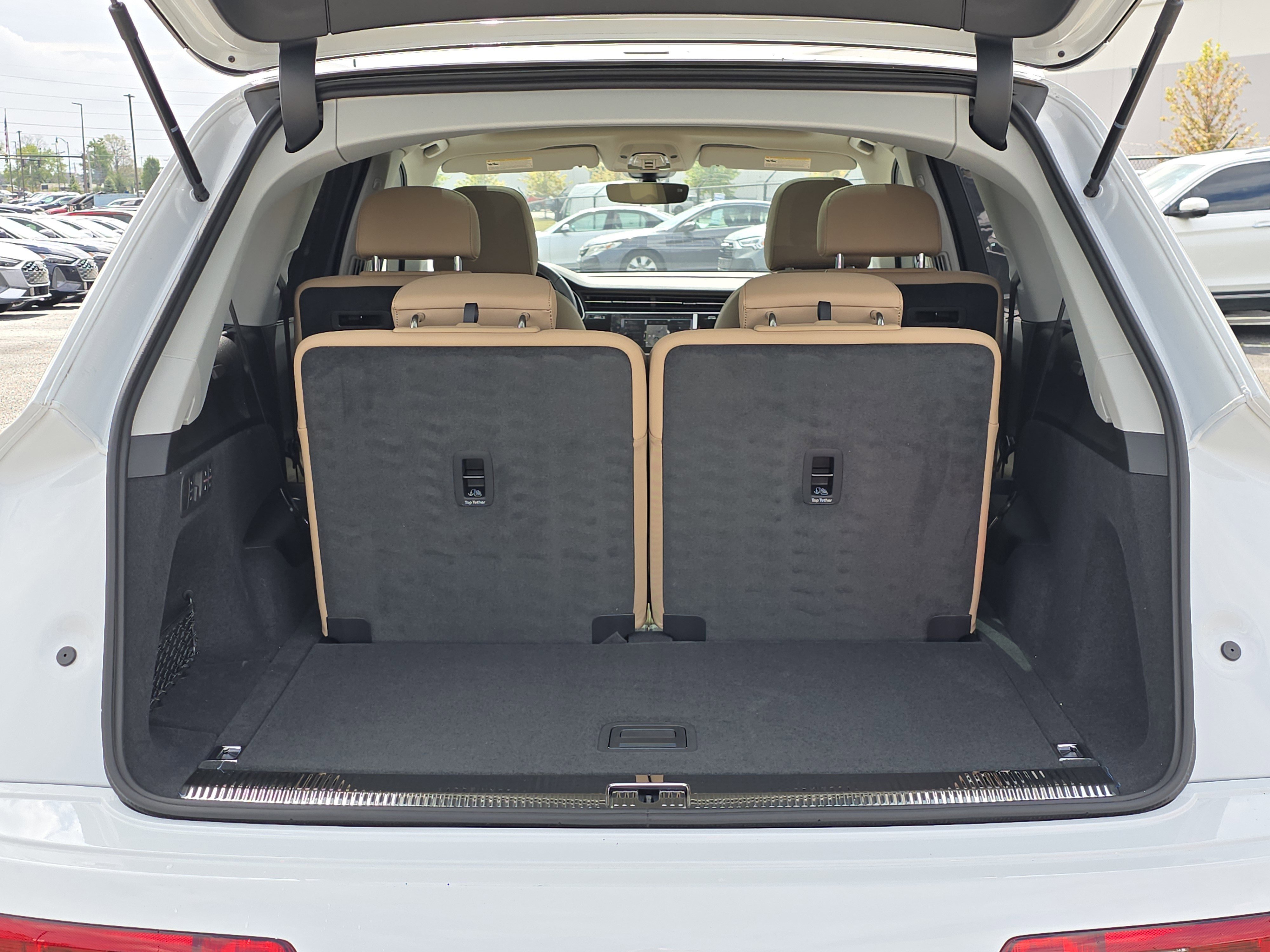 2025 Audi Q7 Premium Plus photo 8