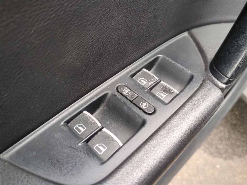 2011 Volkswagen Touareg VR6 FSI photo 10