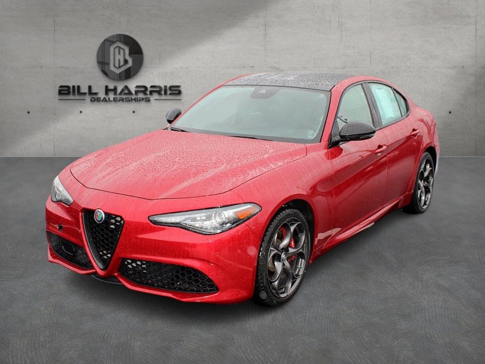 2021 Alfa Romeo Giulia Ti Sport's photo