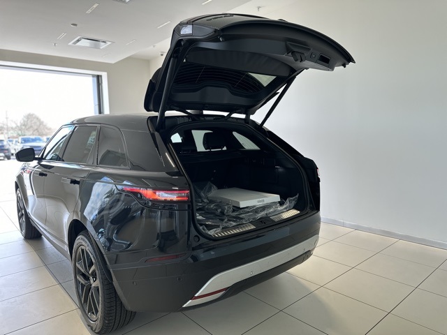2026 Land Rover Range Rover Velar S photo 4