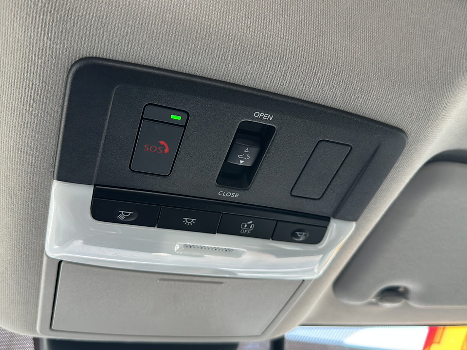 2024 Nissan Sentra SR photo 14