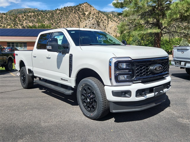 2025 Ford F-250 Super Duty Lariat's photo