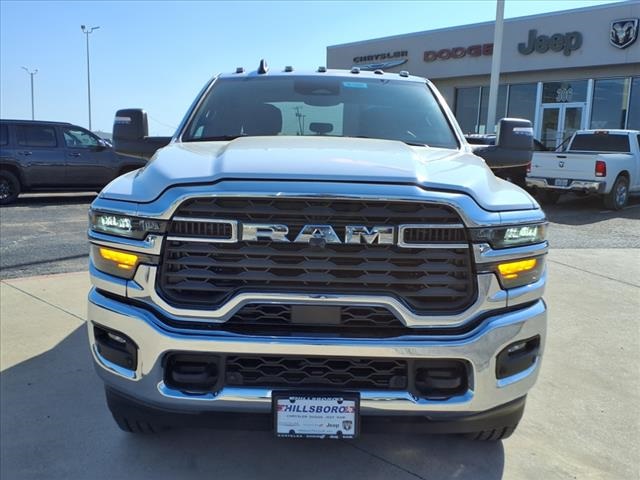 2025 Ram 2500 Big Horn photo 2