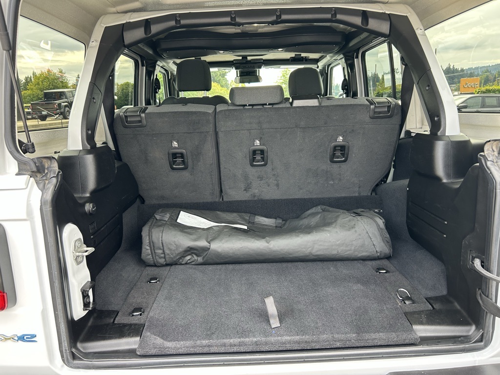 2024 Jeep Wrangler Sahara 4xe photo 25