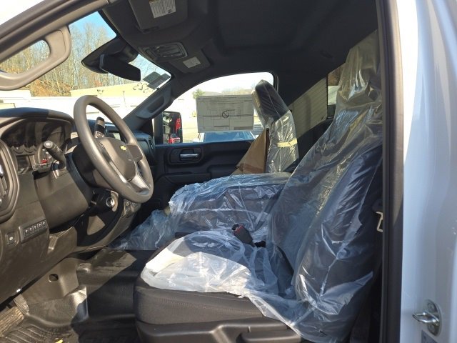 2024 Chevrolet Silverado 2500HD photo 3