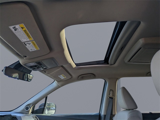 2022 Honda Pilot Touring photo 21