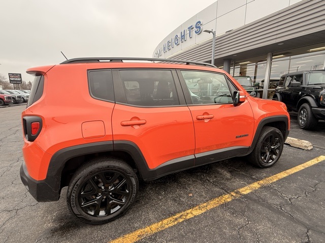 2017 Jeep Renegade Altitude Package's photo