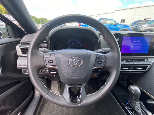 2025 Toyota Camry SE photo 22