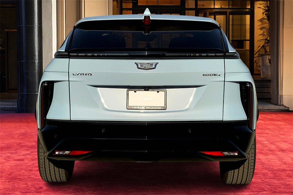 2025 Cadillac Lyriq Sport photo 5