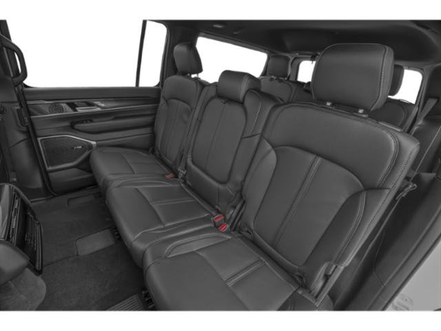 2025 Jeep Wagoneer Series II Overland photo 14