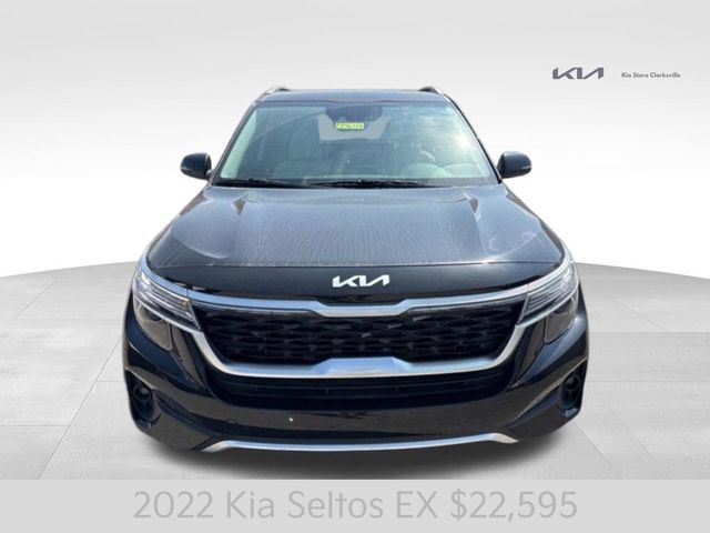 2022 Kia Seltos EX photo 2
