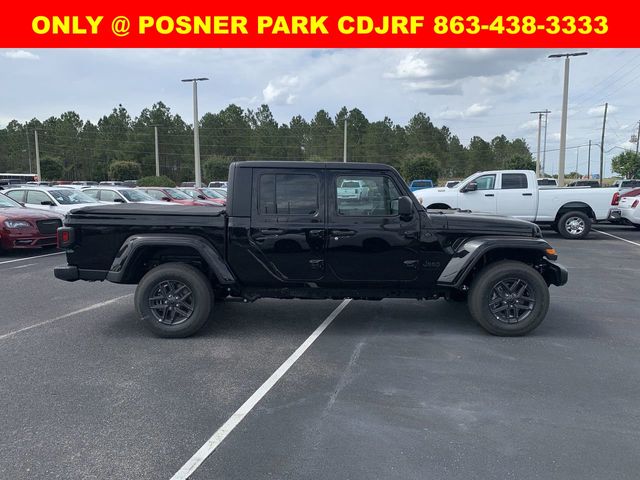 2024 Jeep Gladiator Sport S photo 3