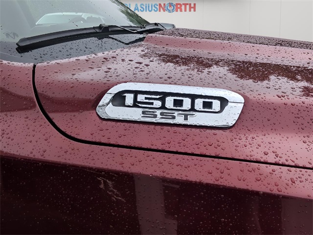 2025 Ram 1500 Laramie photo 3