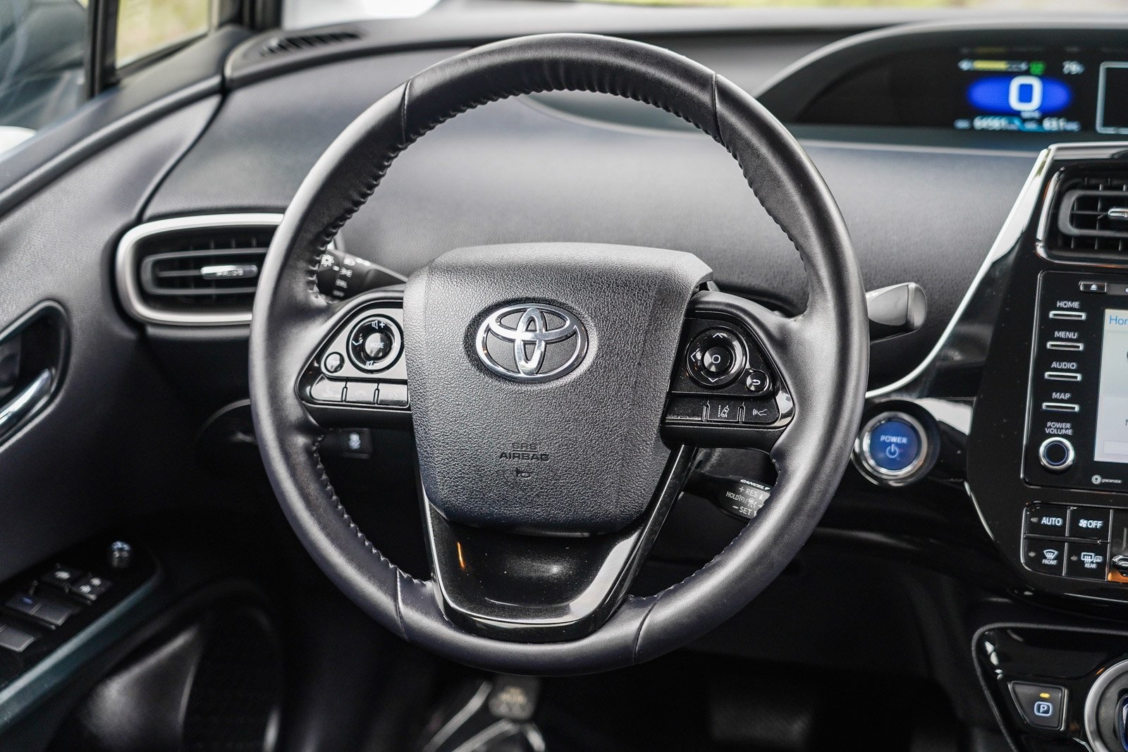 2022 Toyota Prius Prime LE photo 14
