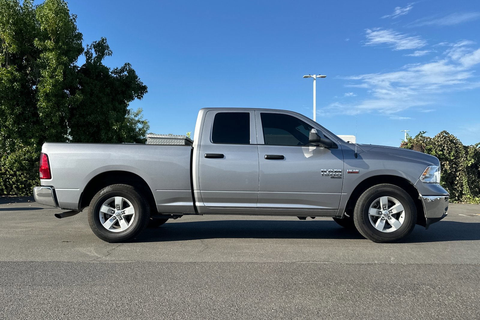 2024 Ram 1500 Classic Tradesman photo 3