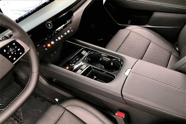 2025 Nissan Murano Platinum photo 8