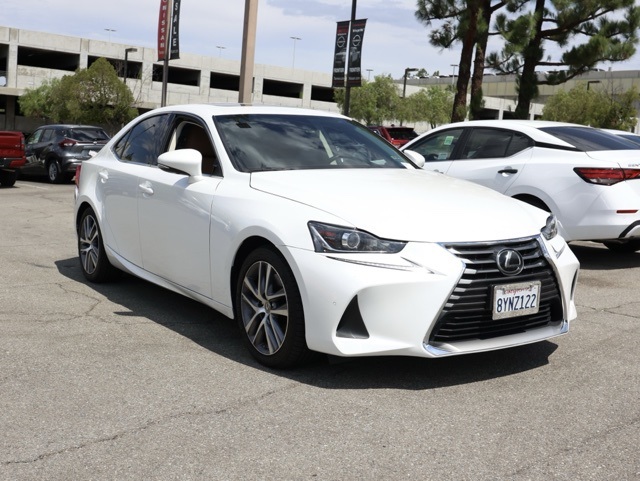 2020 Lexus IS