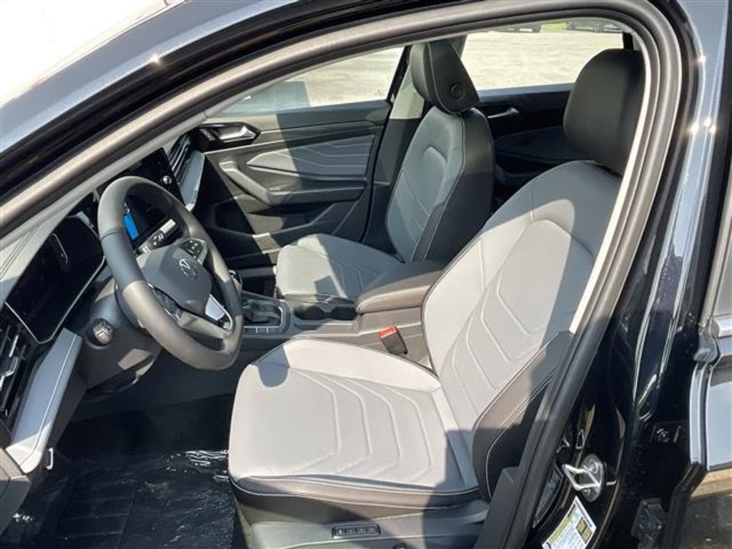 2025 Volkswagen Jetta 1.5T Highline photo 4
