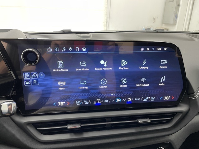 2025 Chevrolet Silverado EV LT photo 3