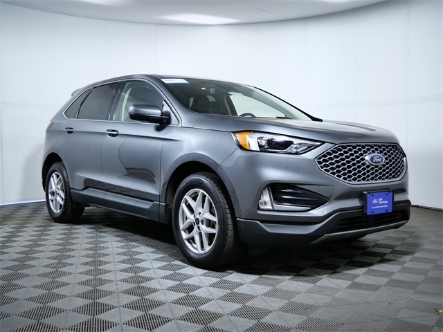 2023 Ford Edge SEL's photo