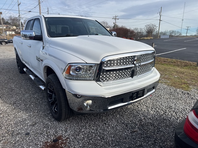 2017 RAM Ram 1500 Pickup Laramie