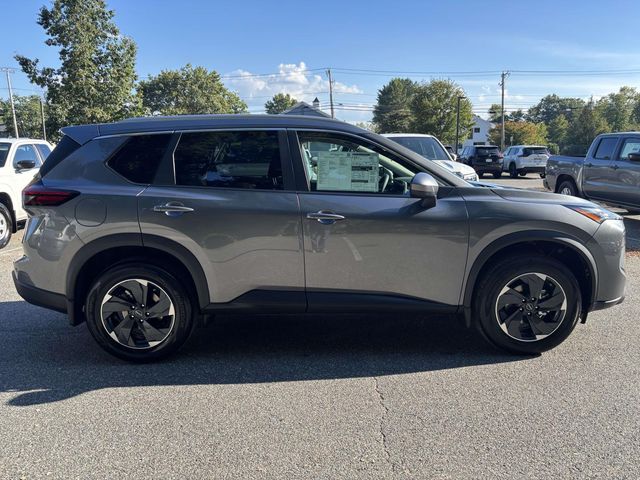 2026 Nissan Rogue SV photo 4