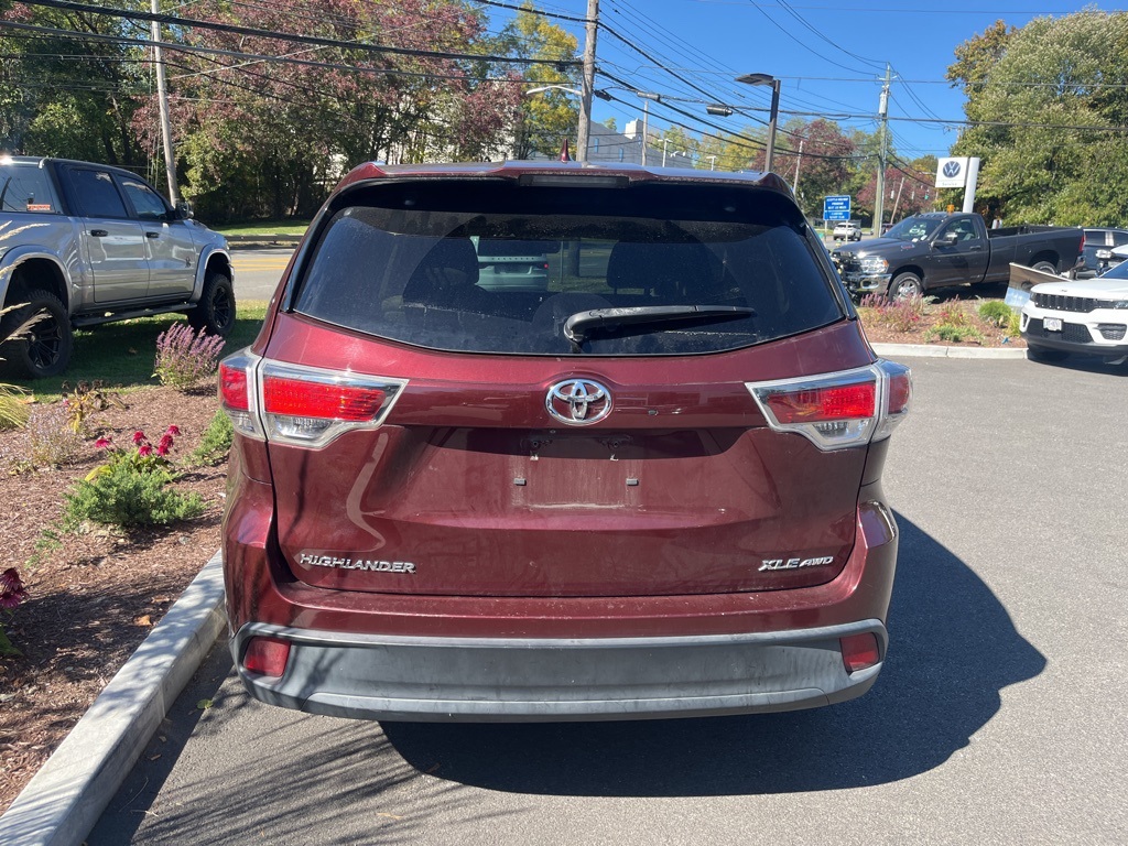 2015 Toyota Highlander XLE photo 3