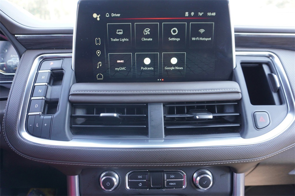 2023 Gmc Yukon XL SLT photo 3