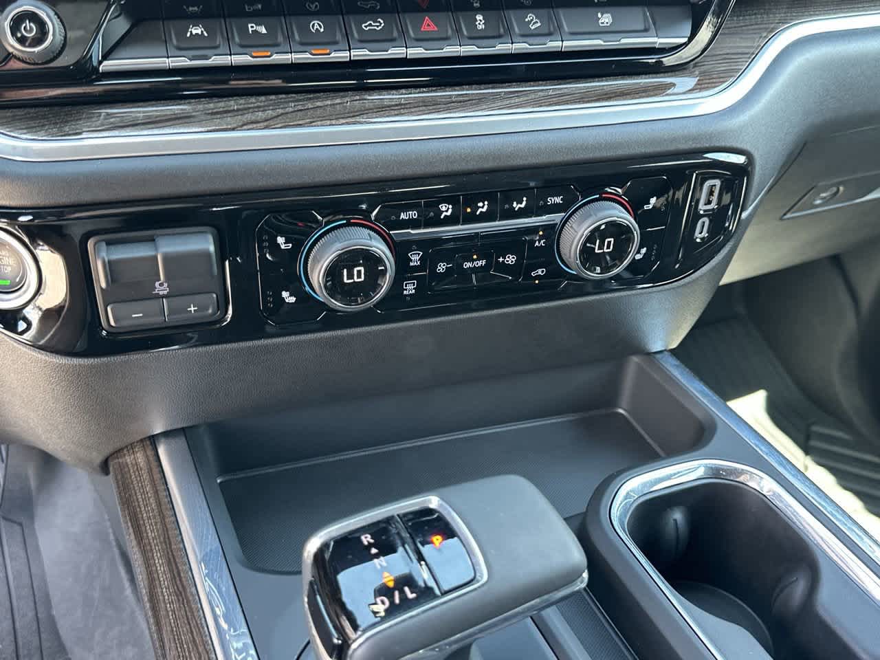 2025 Chevrolet Silverado 1500 RST photo 26