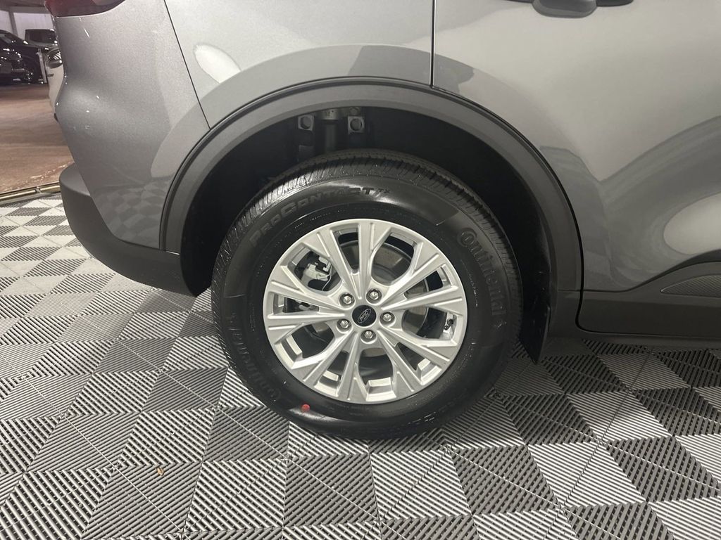 2025 Ford Escape Active photo 14