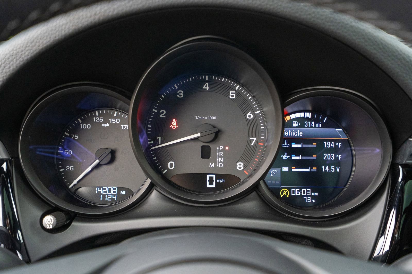 2024 Porsche Macan Base photo 28