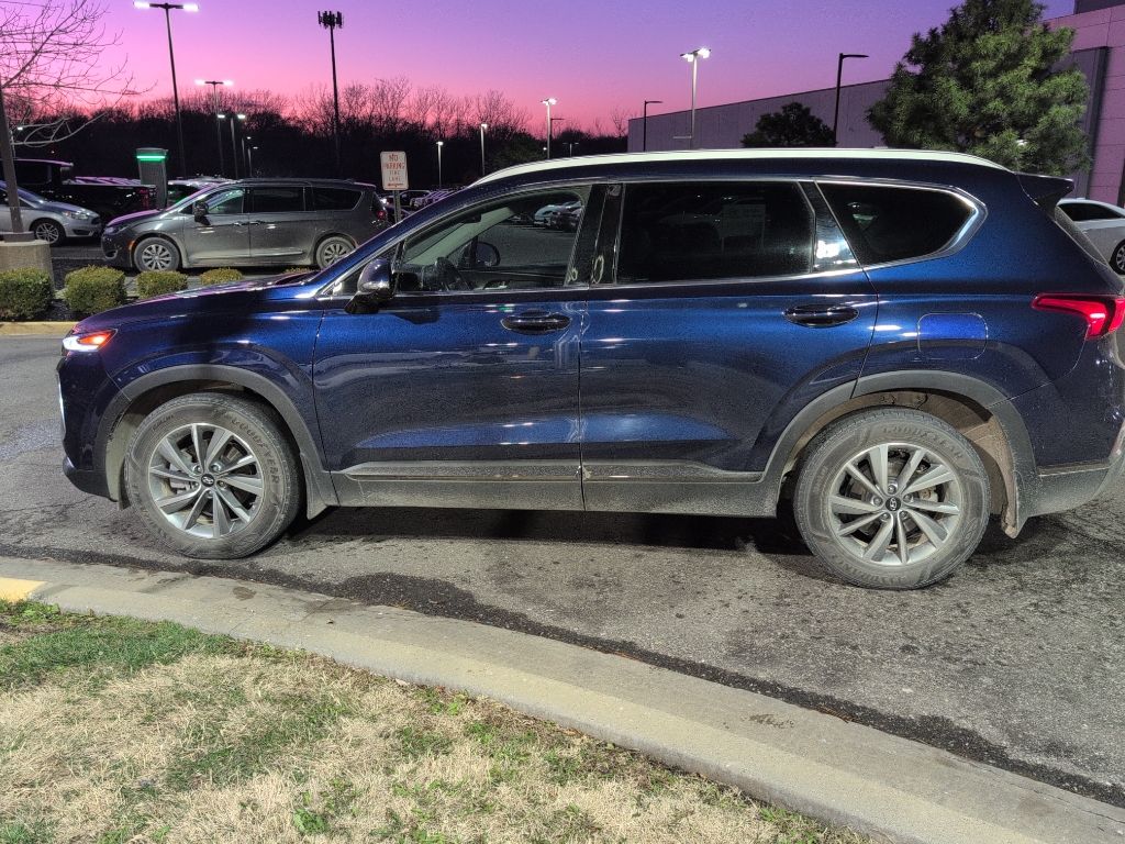 Used 2020 Hyundai Santa Fe Limited with VIN 5NMS53AD2LH182611 for sale in Kansas City