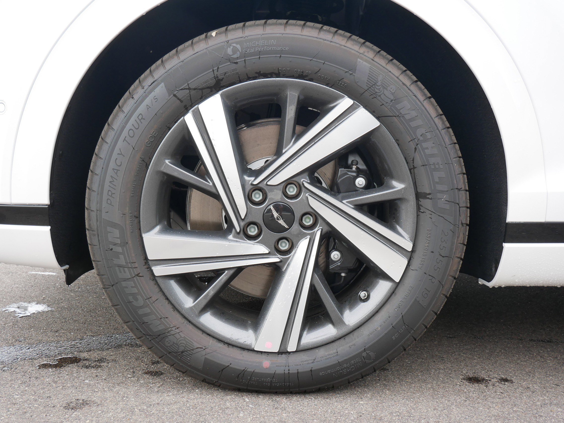 2026 Genesis GV70 3.5T Sport Advanced photo 2