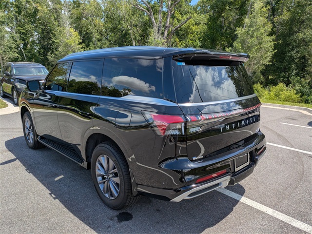 2025 Infiniti QX80 Pure photo 3