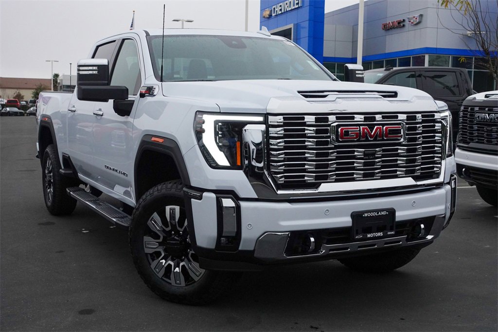 2026 GMC Sierra 2500HD Denali's photo