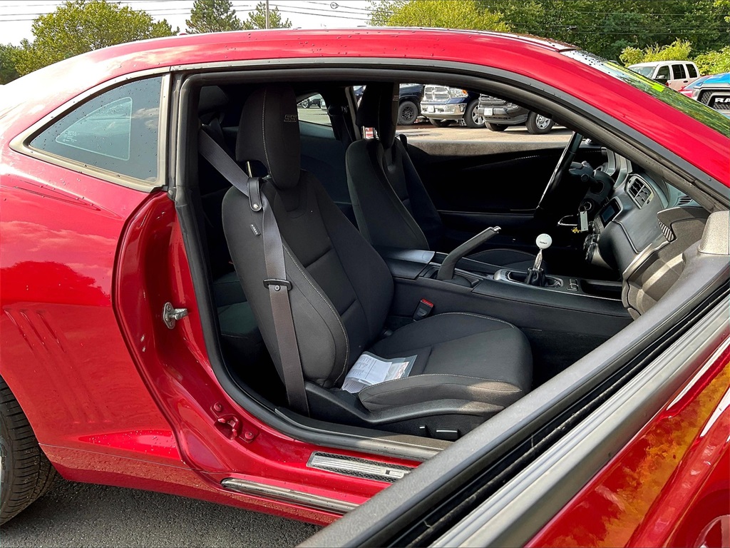 2012 Chevrolet Camaro SS photo 11