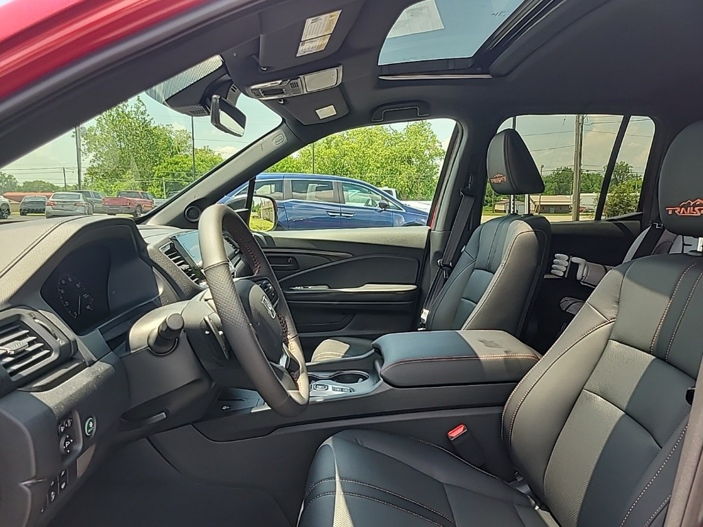 2025 Honda Ridgeline TrailSport photo 7