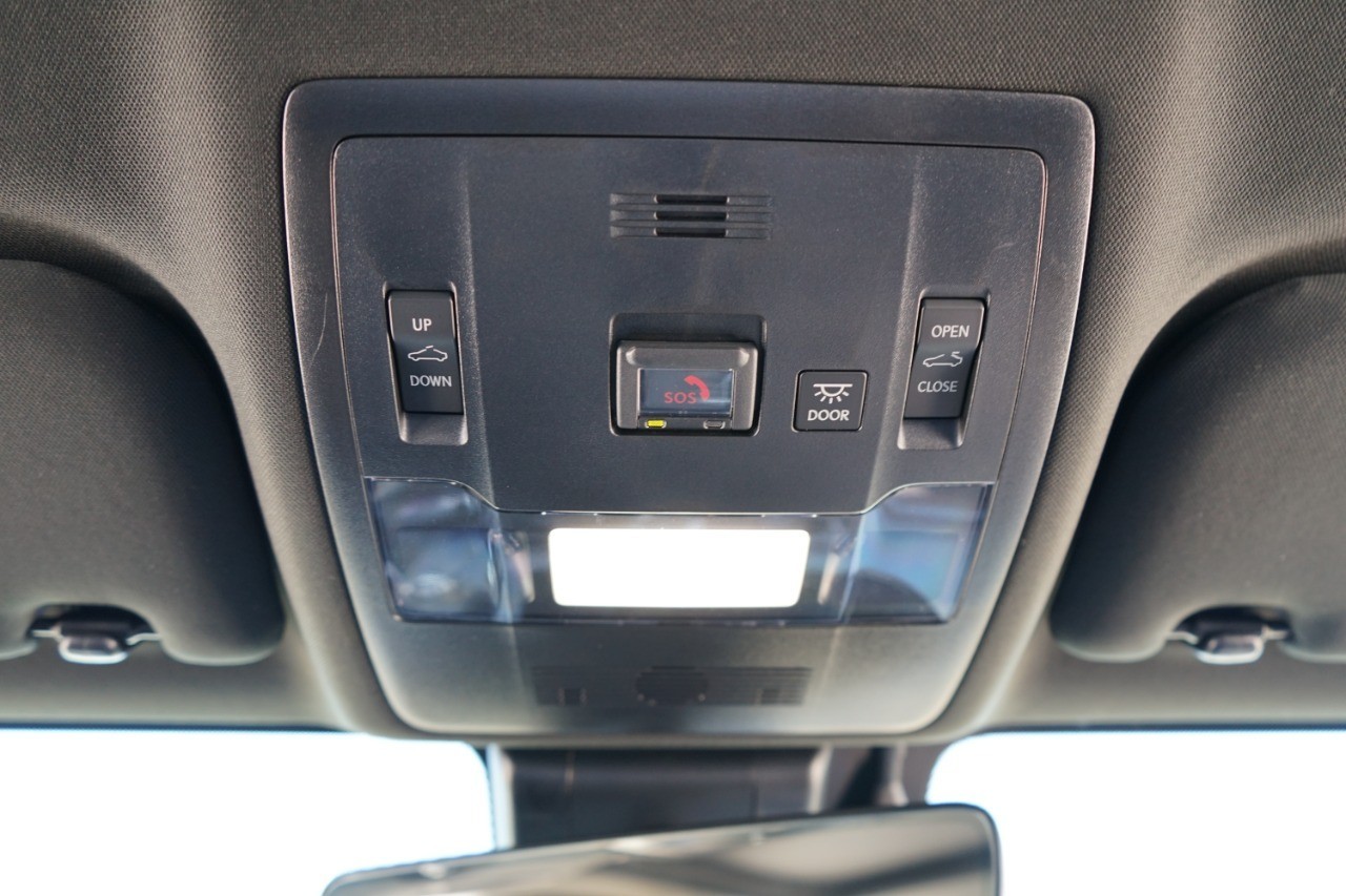 2023 Lexus IS 300 photo 25