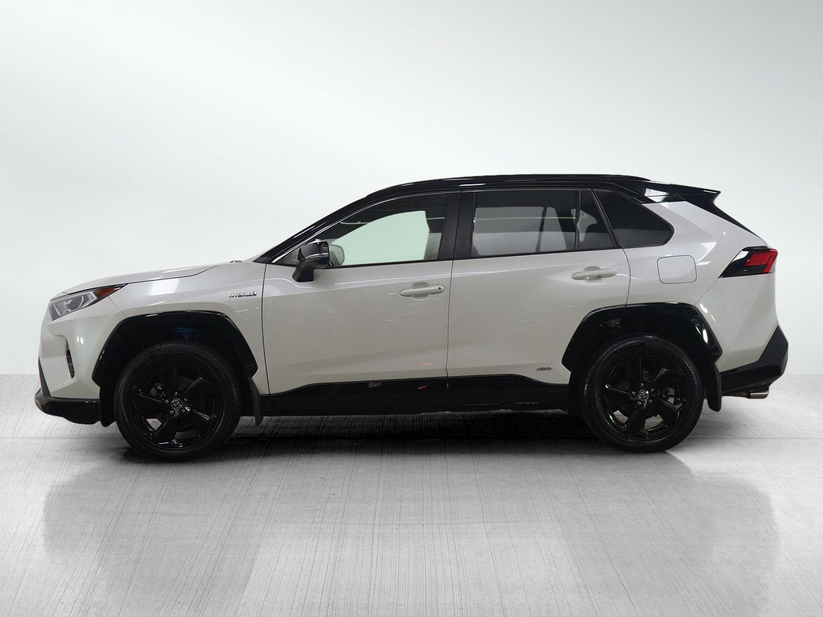 Used 2020 Toyota RAV4 XSE with VIN JTMEWRFV9LJ046601 for sale in Minneapolis, Minnesota