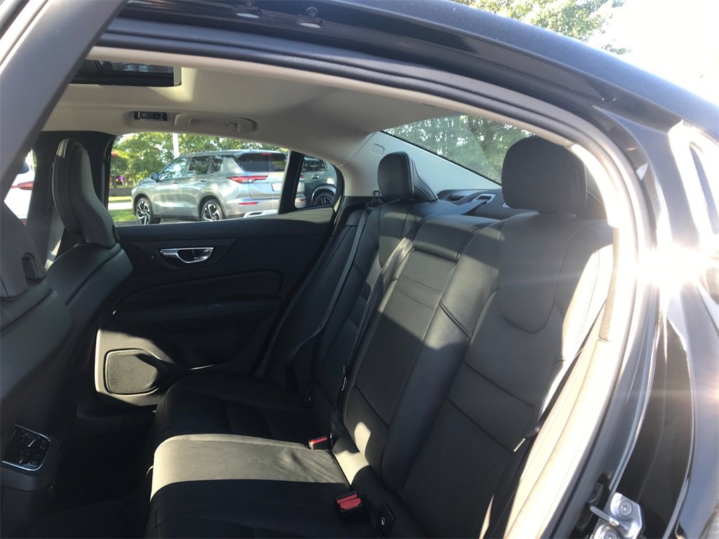 2021 Volvo S60 Inscription photo 26