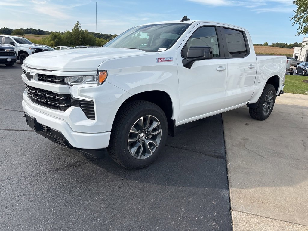 2026 Chevrolet Silverado 1500 photo 3