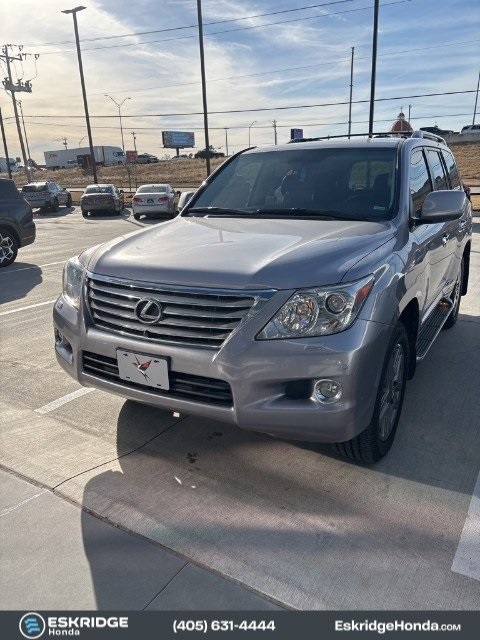 2009 Lexus LX 570's photo