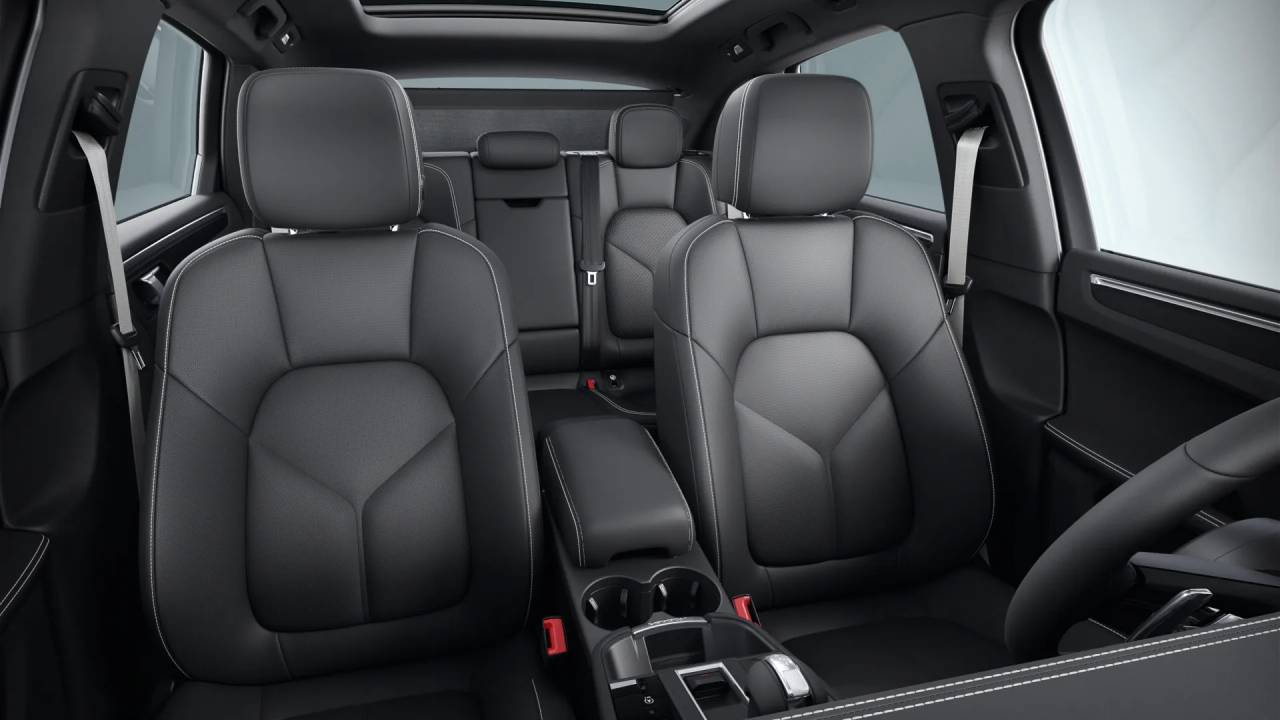2026 Porsche Macan S photo 11