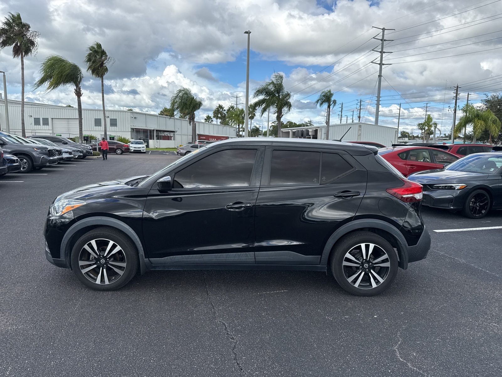2020 Nissan Kicks SV photo 4