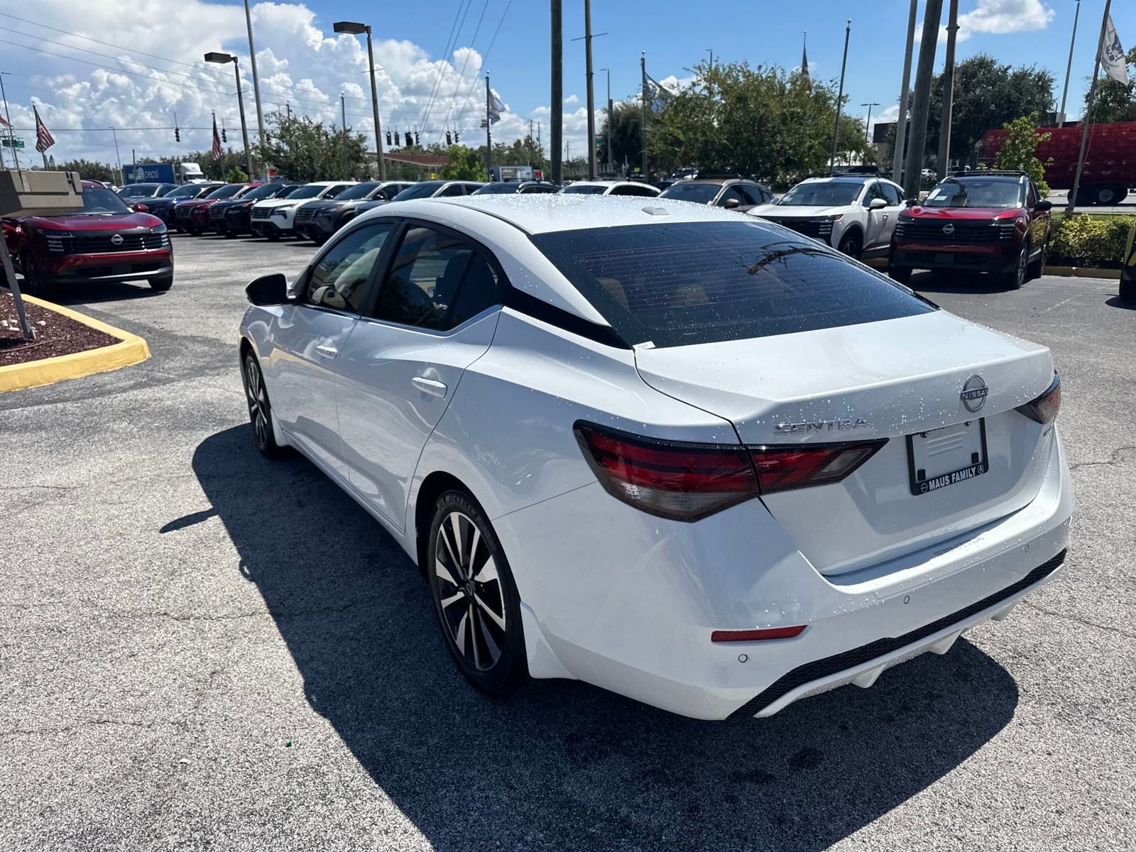2025 Nissan Sentra SV photo 7