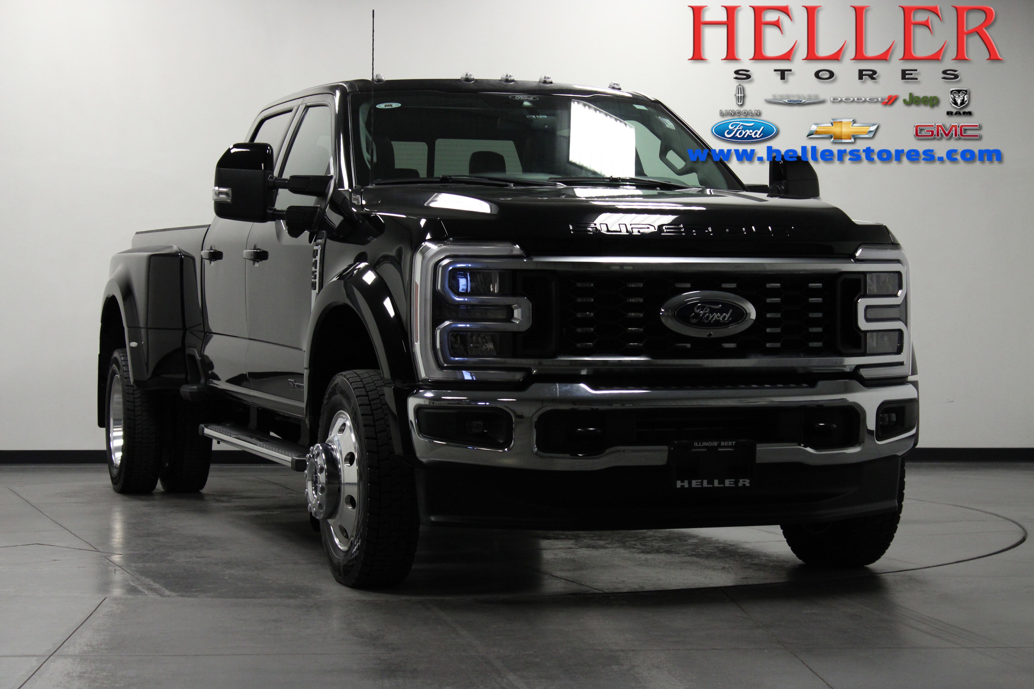 Used 2024 Black Ford Lariat image 1