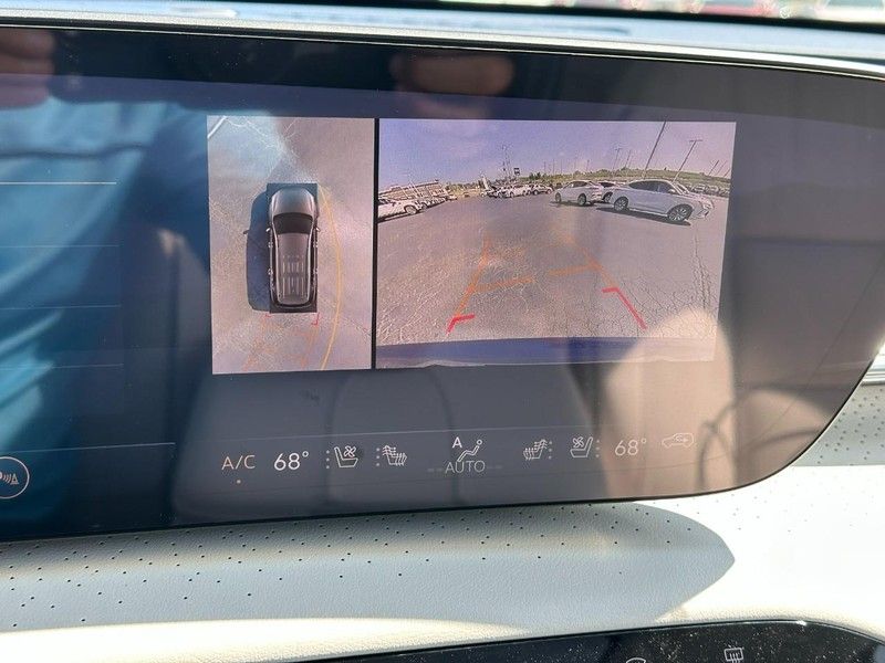 2026 Buick Enclave Avenir photo 16