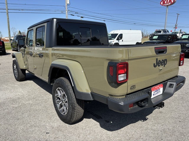 2025 Jeep Gladiator Sport S photo 4