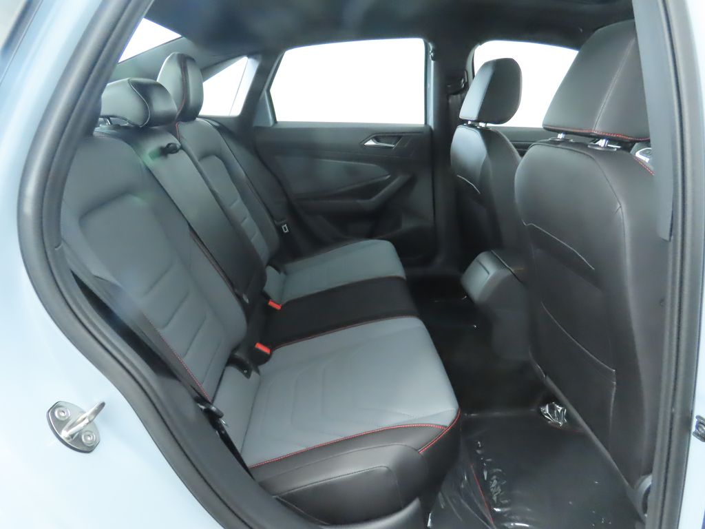 2026 Volkswagen Jetta GLI 2.0T Autobahn photo 17